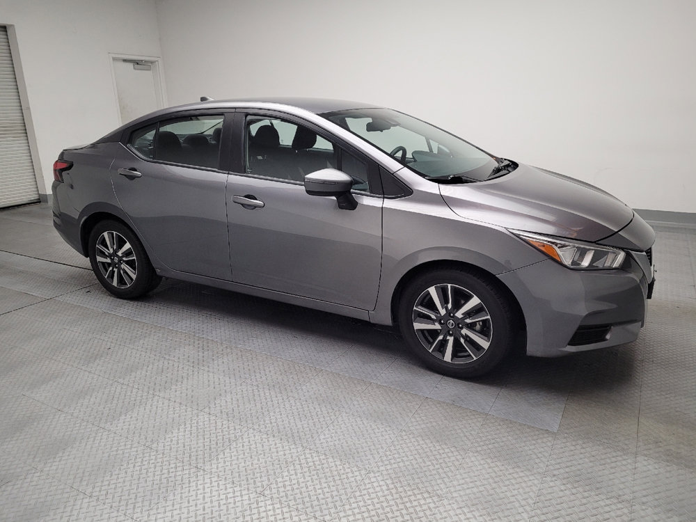 Used 2021 Nissan Versa SV FWD image 11