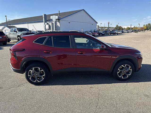 Certified 2024 Chevrolet Trax LT w/ Driver Confidence Package FWD image 46