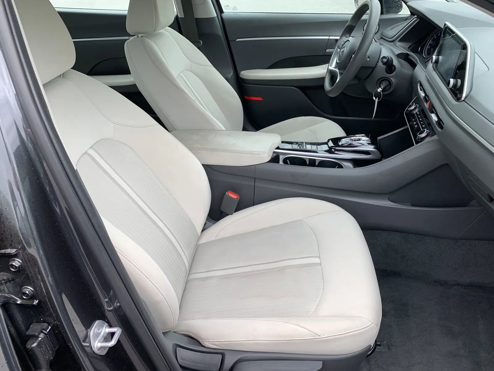 Used 2023 Hyundai Sonata SE w/ Cargo Package FWD image 27
