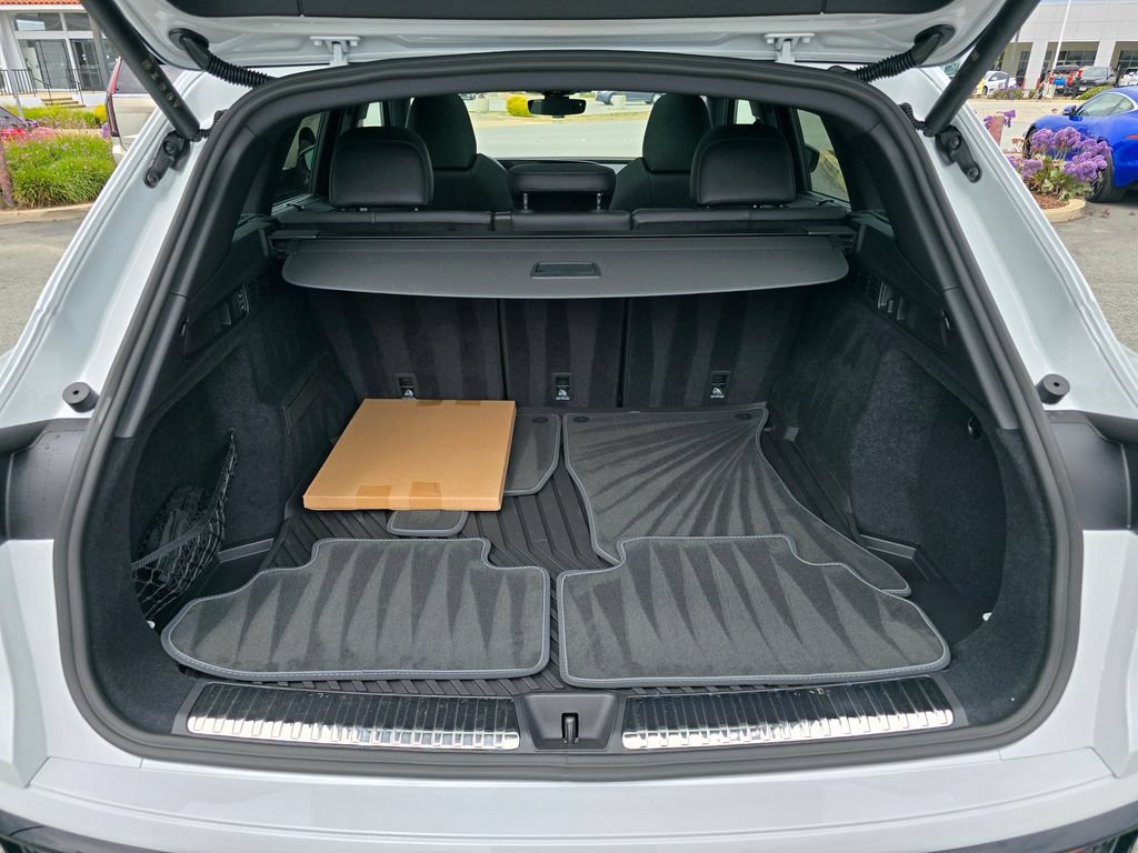 New 2026 Audi SQ5 Premium Plus AWD/4WD image 15
