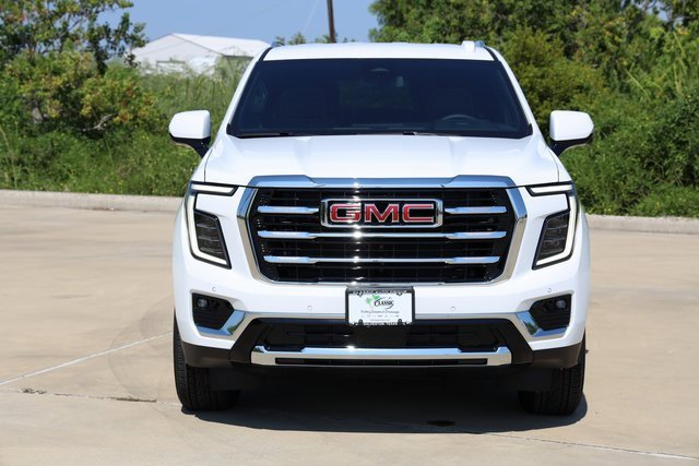 New 2026 GMC Yukon Elevation video 2