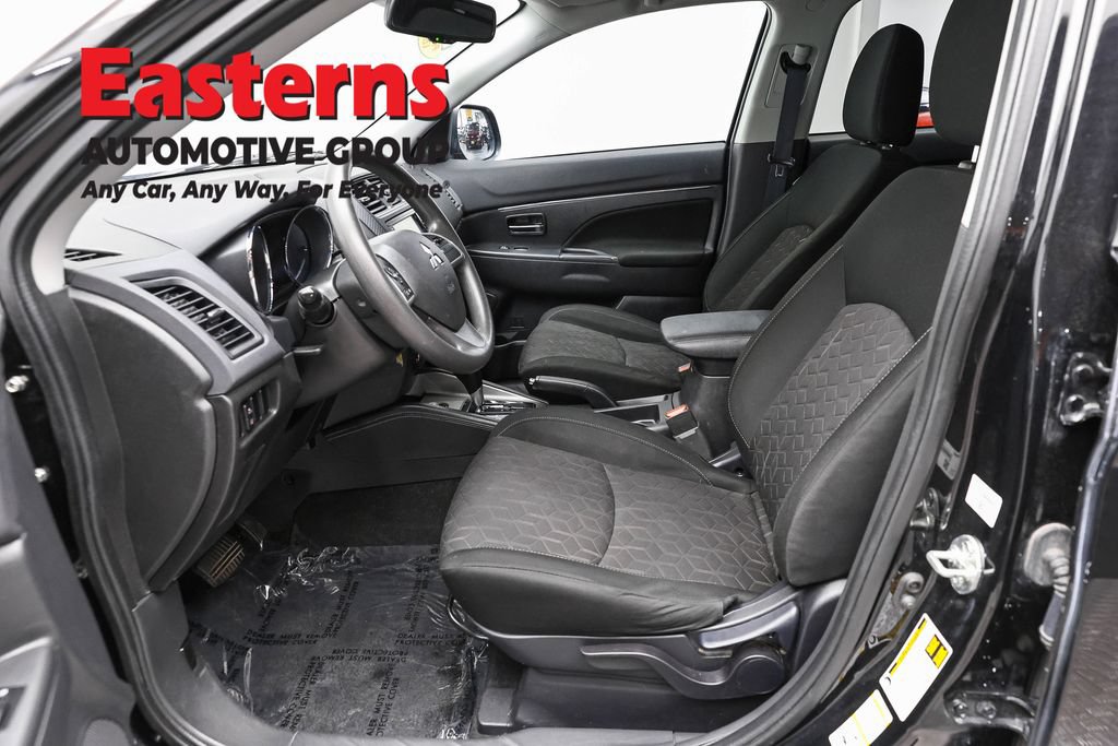 Used 2022 Mitsubishi Outlander Sport ES AWD/4WD image 13