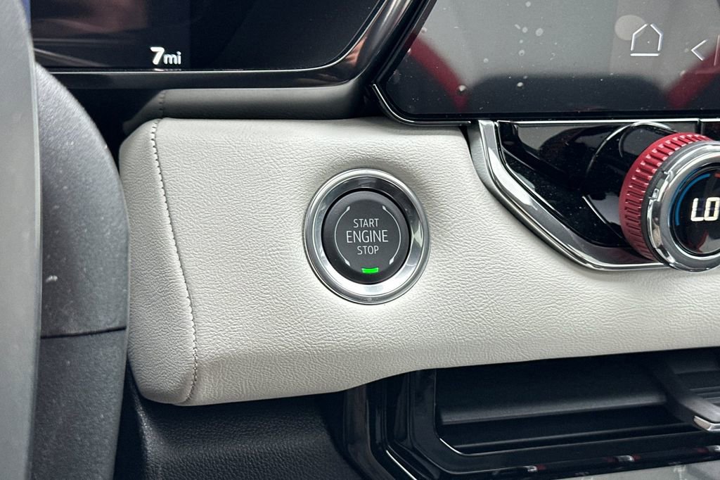 New 2026 GMC Canyon AT4X w/ AT4X AEV Edition AWD/4WD image 19