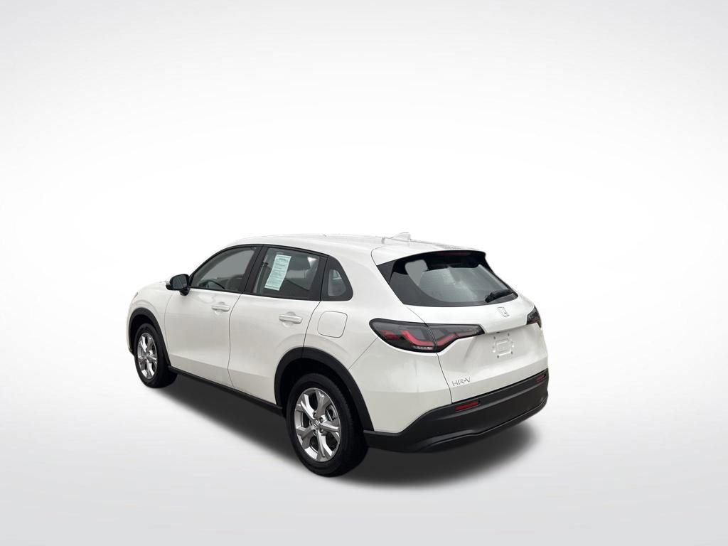 Used 2025 Honda HR-V LX image 5