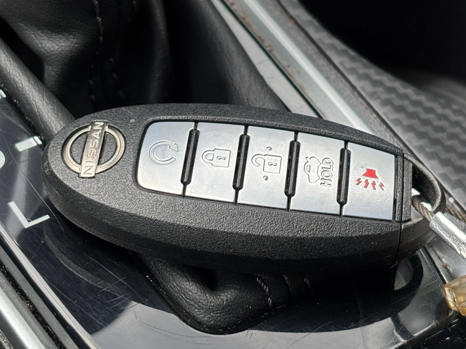 Used 2025 Nissan Altima 2.5 SV FWD image 17