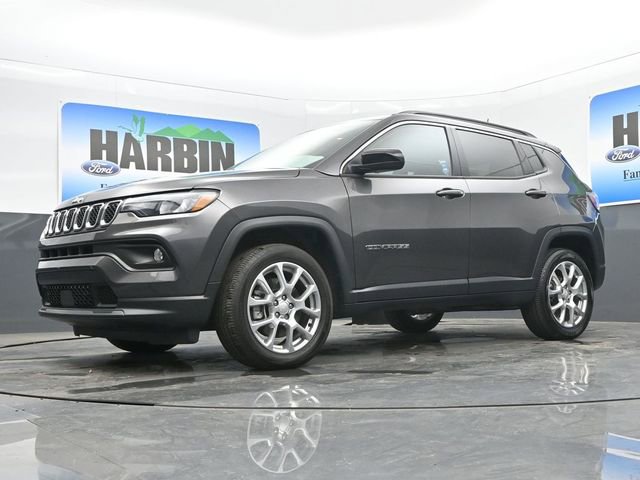 Used 2023 Jeep Compass Latitude image 19