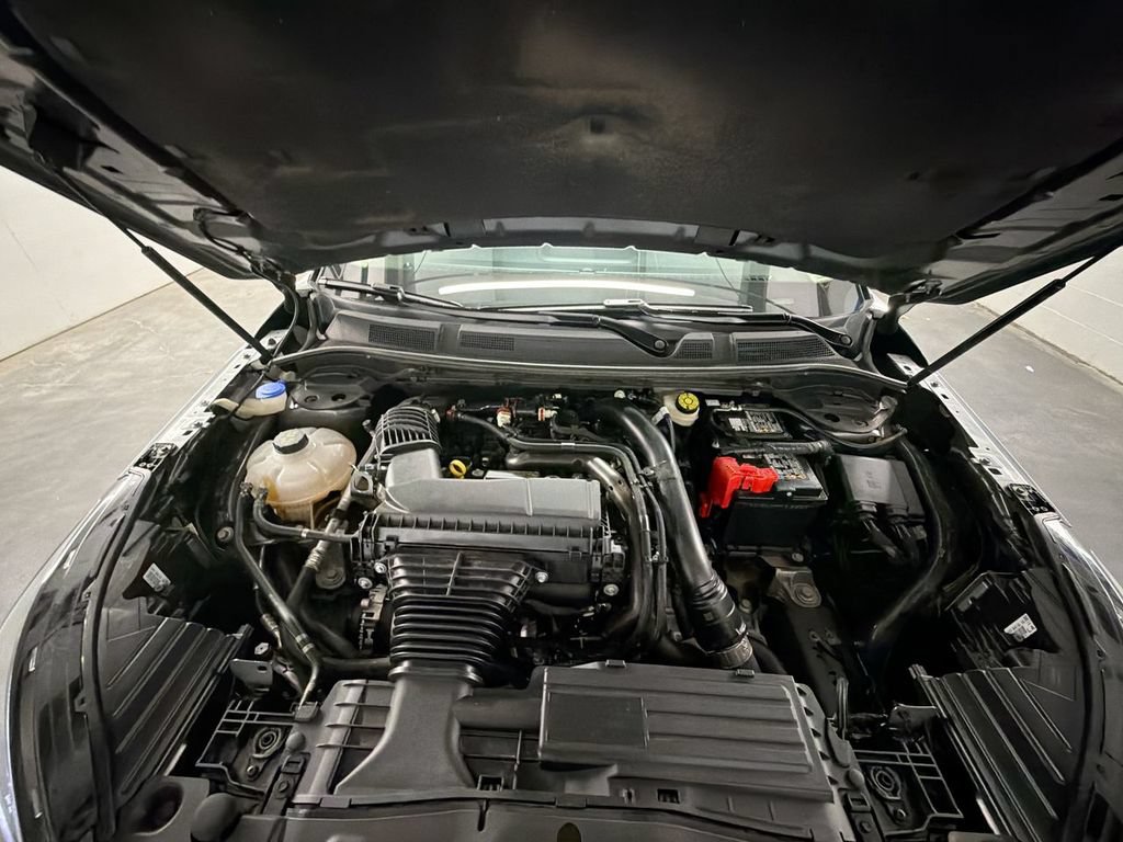 Used 2025 Lincoln Corsair FWD w/ Equipment Group 101A image 30