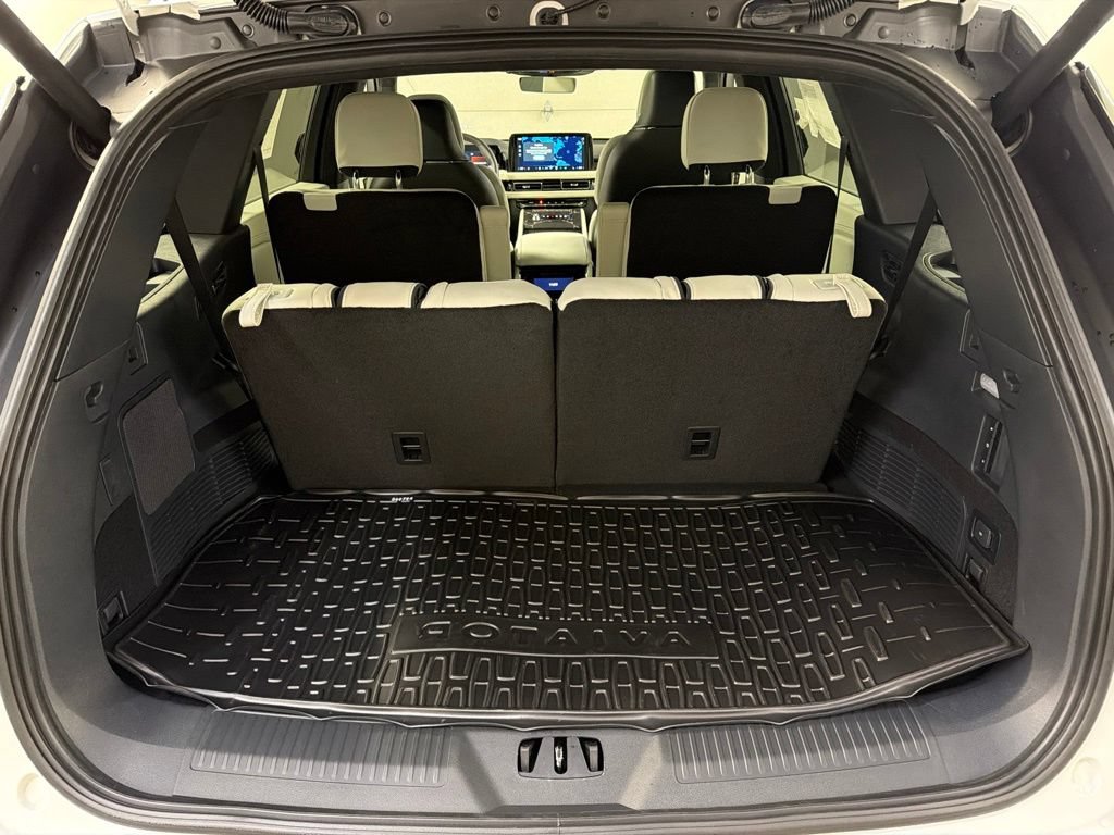 New 2026 Lincoln Aviator Black Label w/ Dynamic Handling Package AWD/4WD image 38