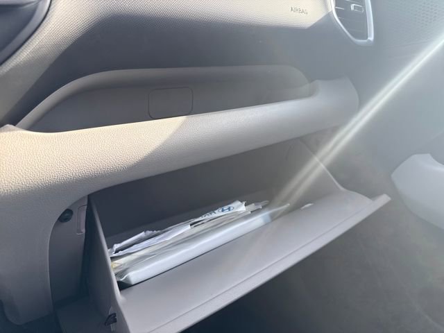 Certified 2023 Hyundai Venue SEL image 38