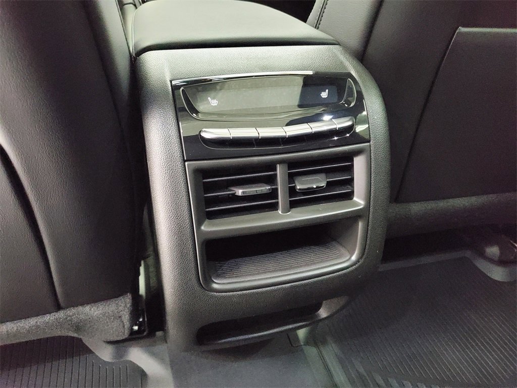 New 2026 Cadillac XT5 Sportv w/ LPO, Onyx Lite Package image 30