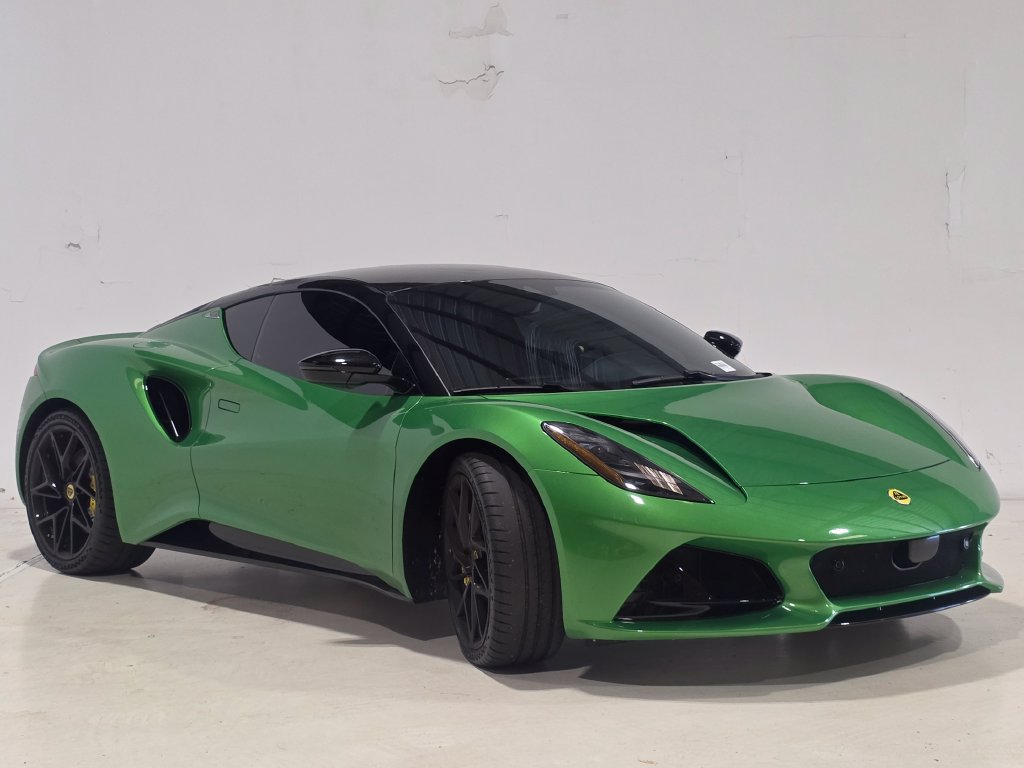 Used 2026 Lotus Emira RWD image 5