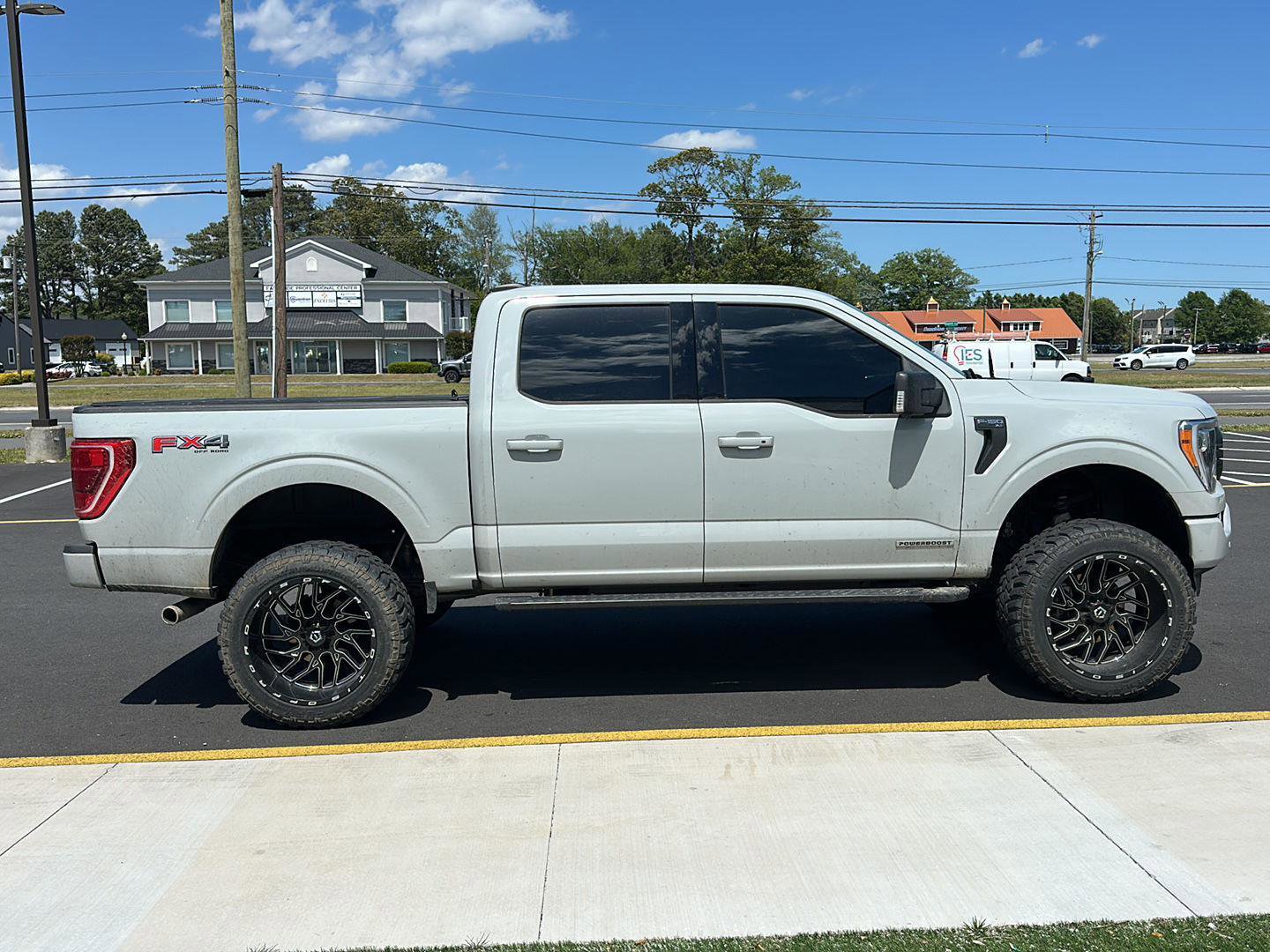 Used 2023 Ford F150 XLT w/ Equipment Group 302A High AWD/4WD image 4