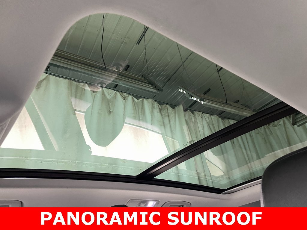 Used 2018 Volkswagen Tiguan SEL image 5