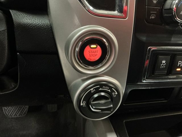 Used 2018 Nissan Titan PRO-4X image 21