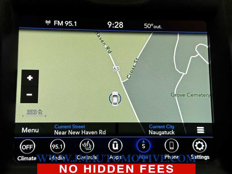 Used 2022 Chrysler 300 S image 28