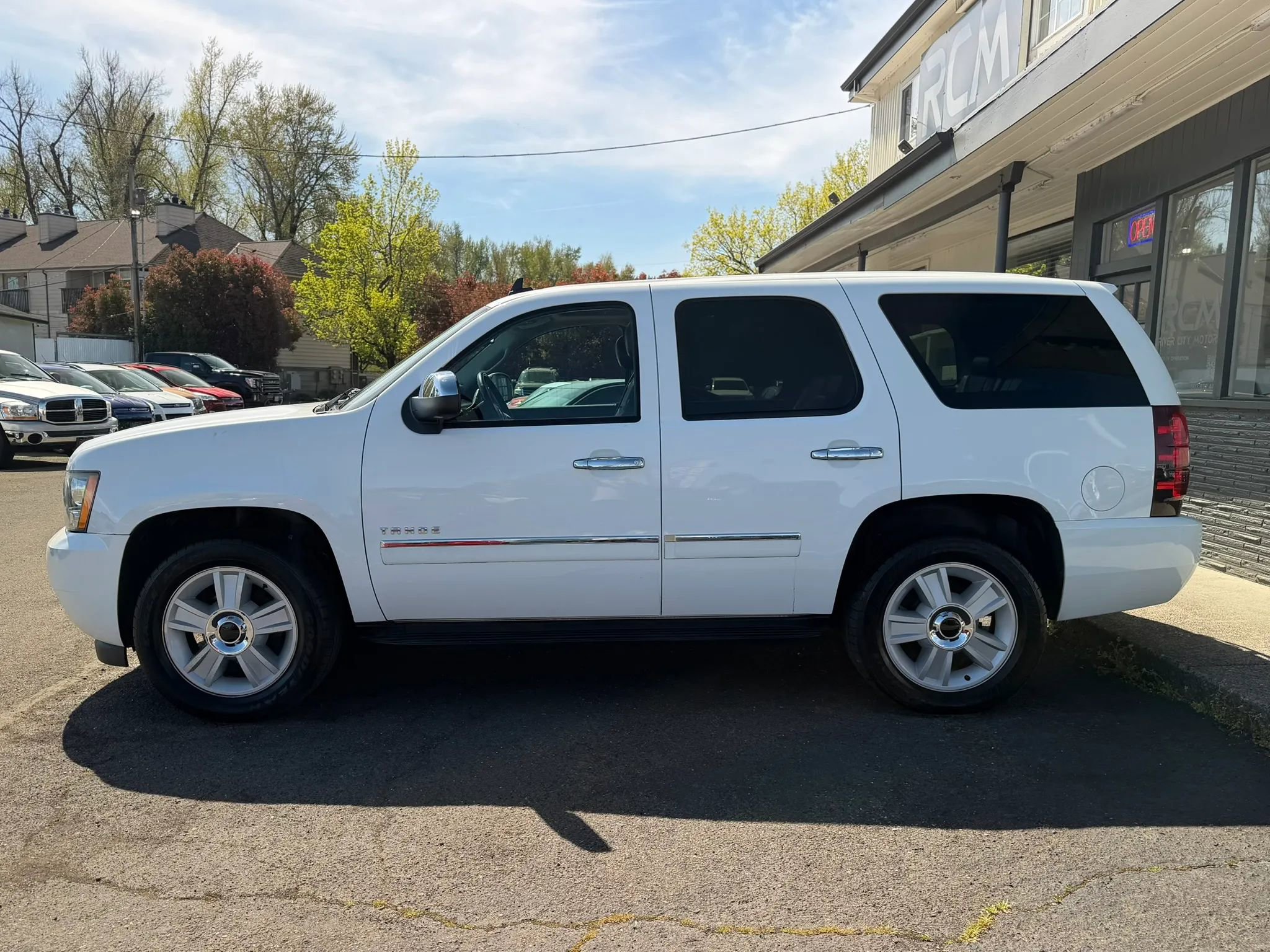 Used 2013 Chevrolet Tahoe LTZ image 4