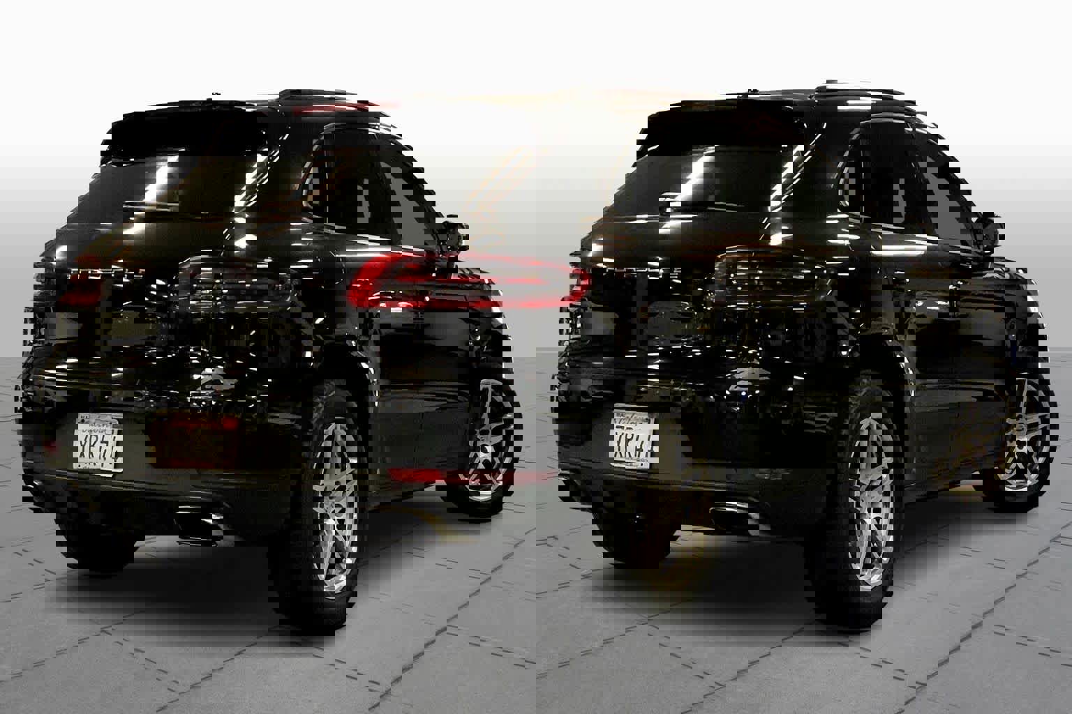 Used 2017 Porsche Macan image 12