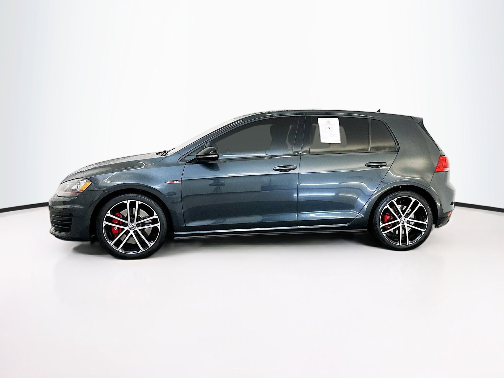 Used 2017 Volkswagen GTI Sport image 4
