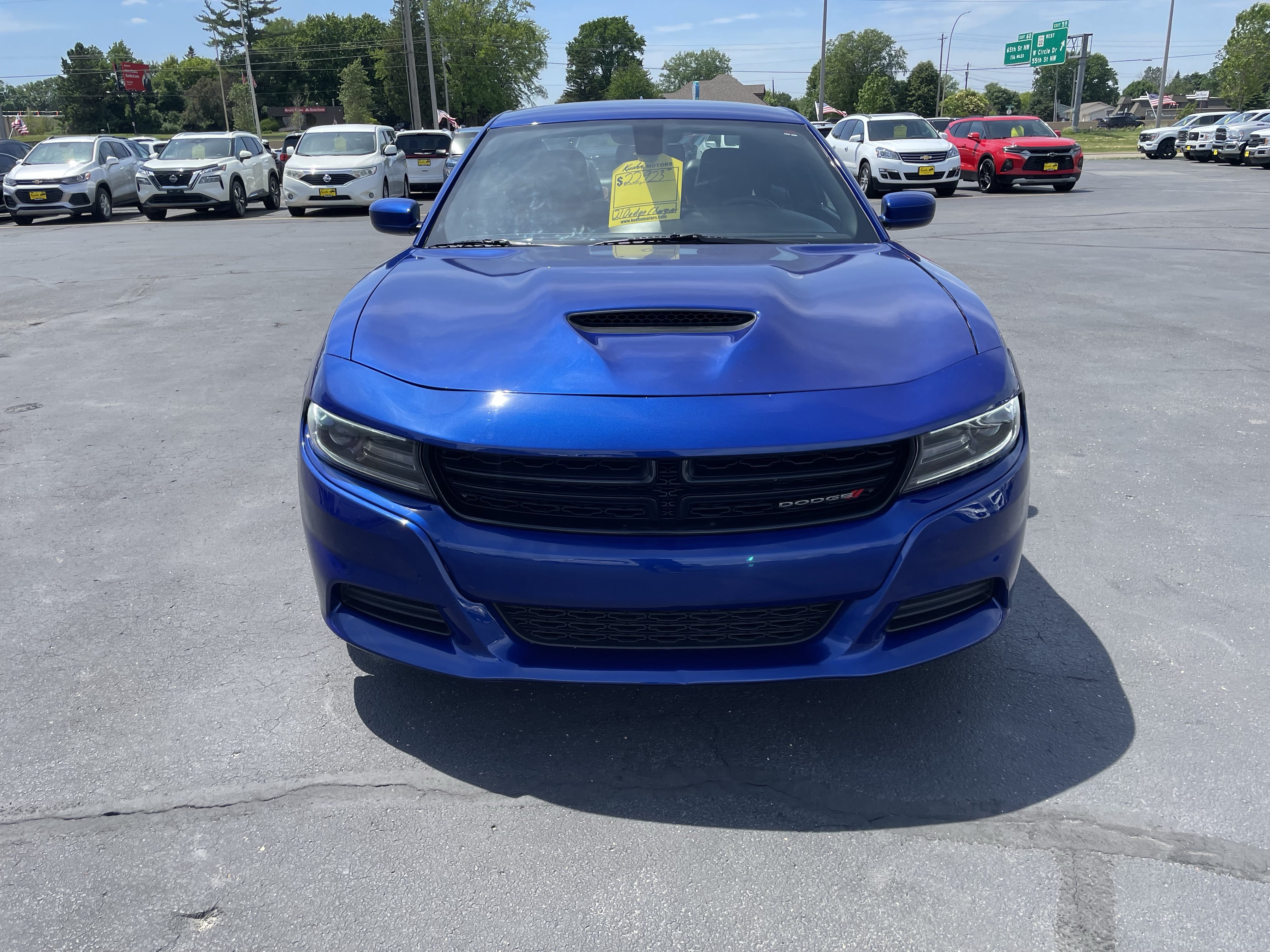 Used 2021 Dodge Charger SXT w/ Plus Group RWD image 3