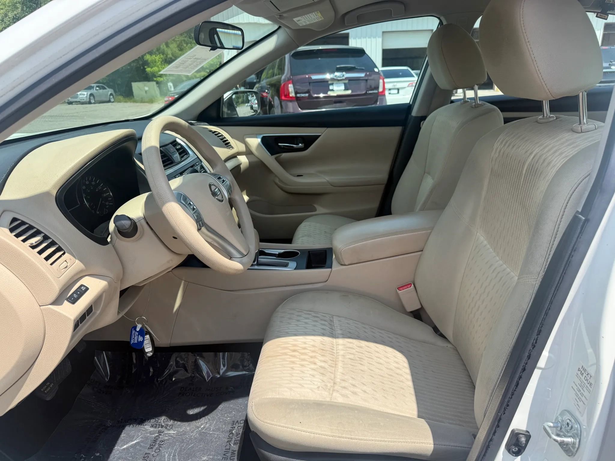 Used 2016 Nissan Altima 2.5 S w/ Power Driver Seat Package FWD image 2