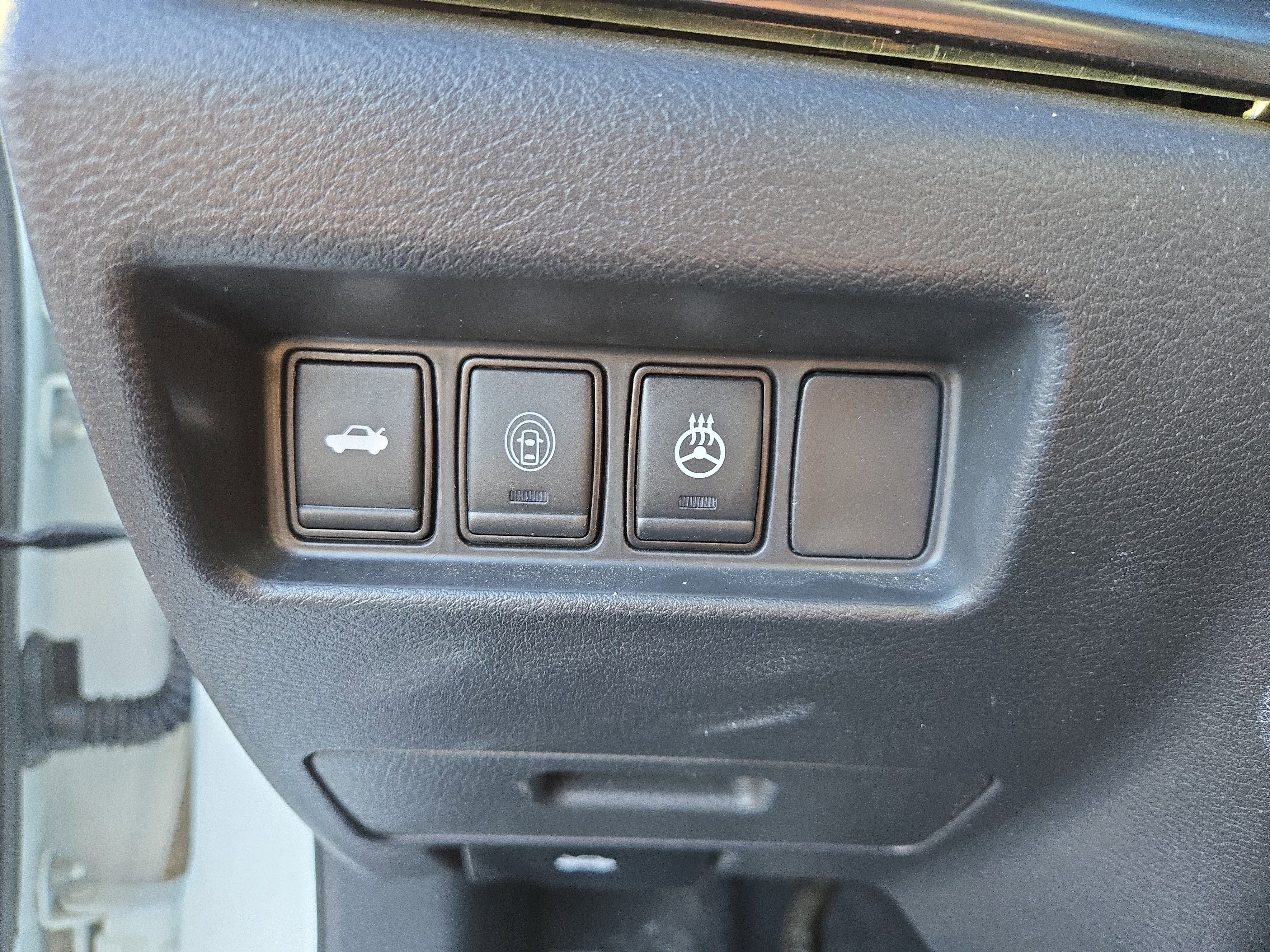 Used 2021 Nissan Maxima SR w/ Sport Mat Group image 15