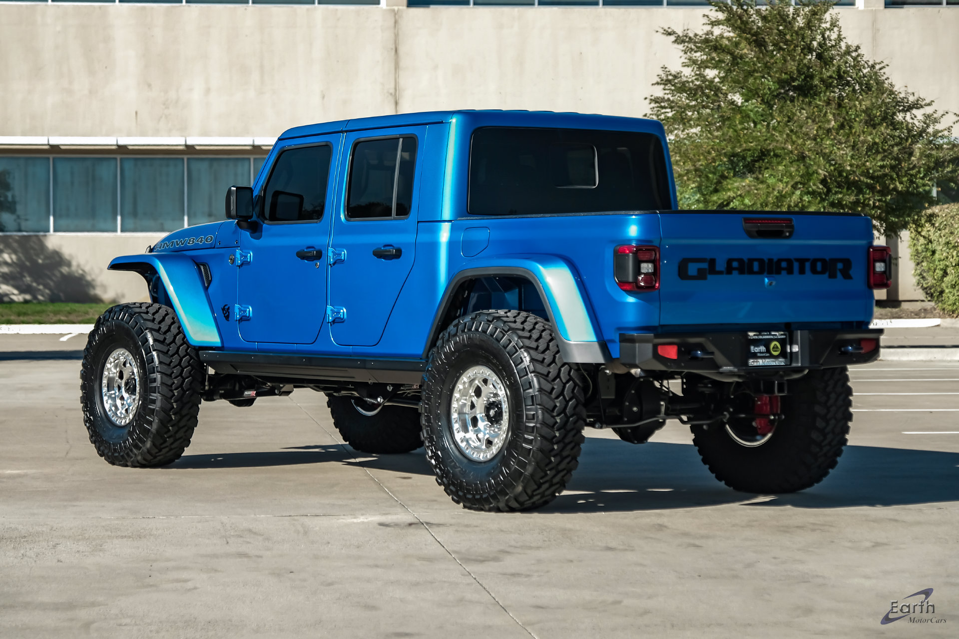 Used 2023 Jeep Gladiator Rubicon w/ LED Lighting Group AWD/4WD image 12