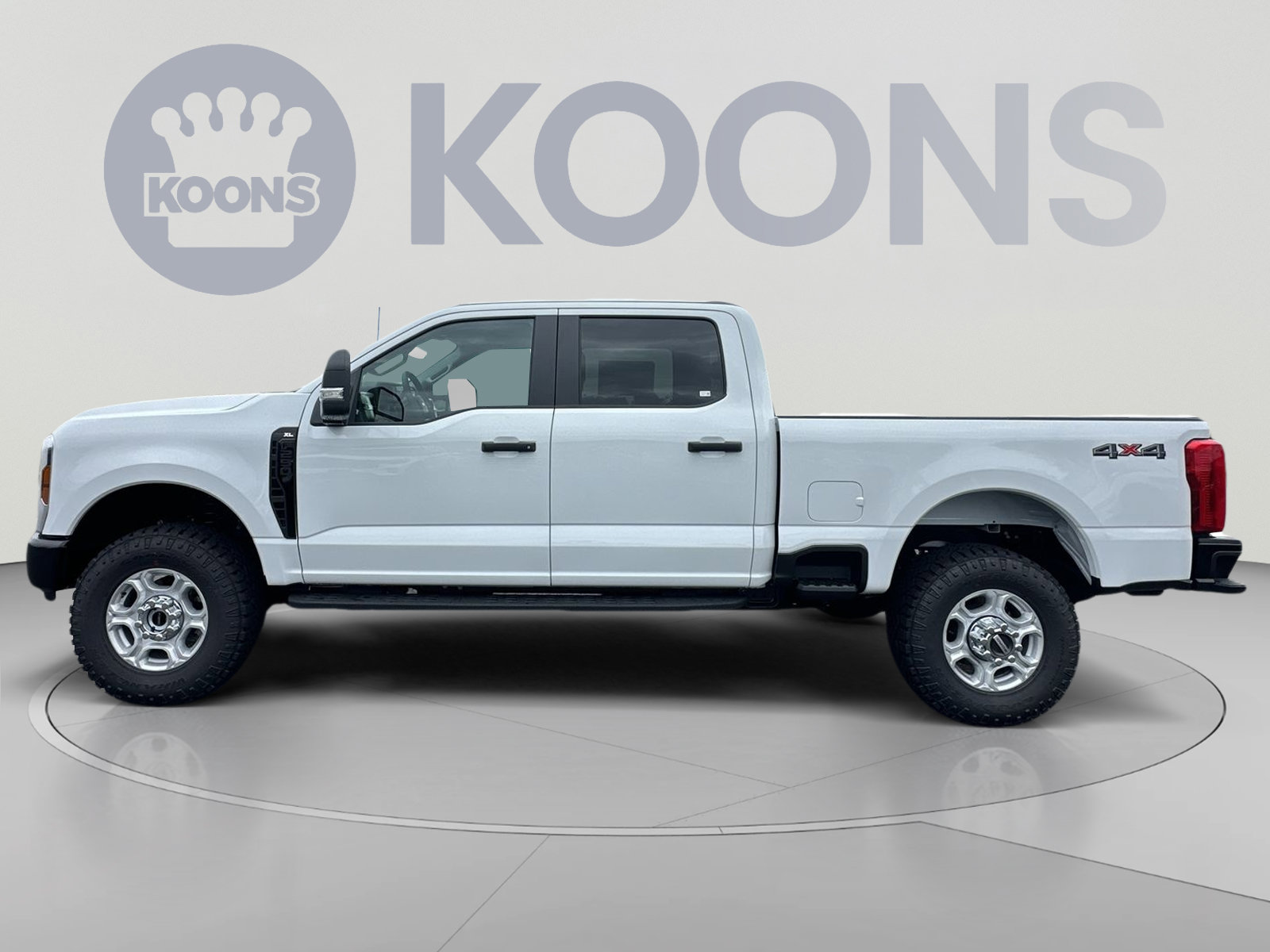 New 2027 Ford F250 XL w/ XL Off-Road 35" Tire Pakckage AWD/4WD image 7
