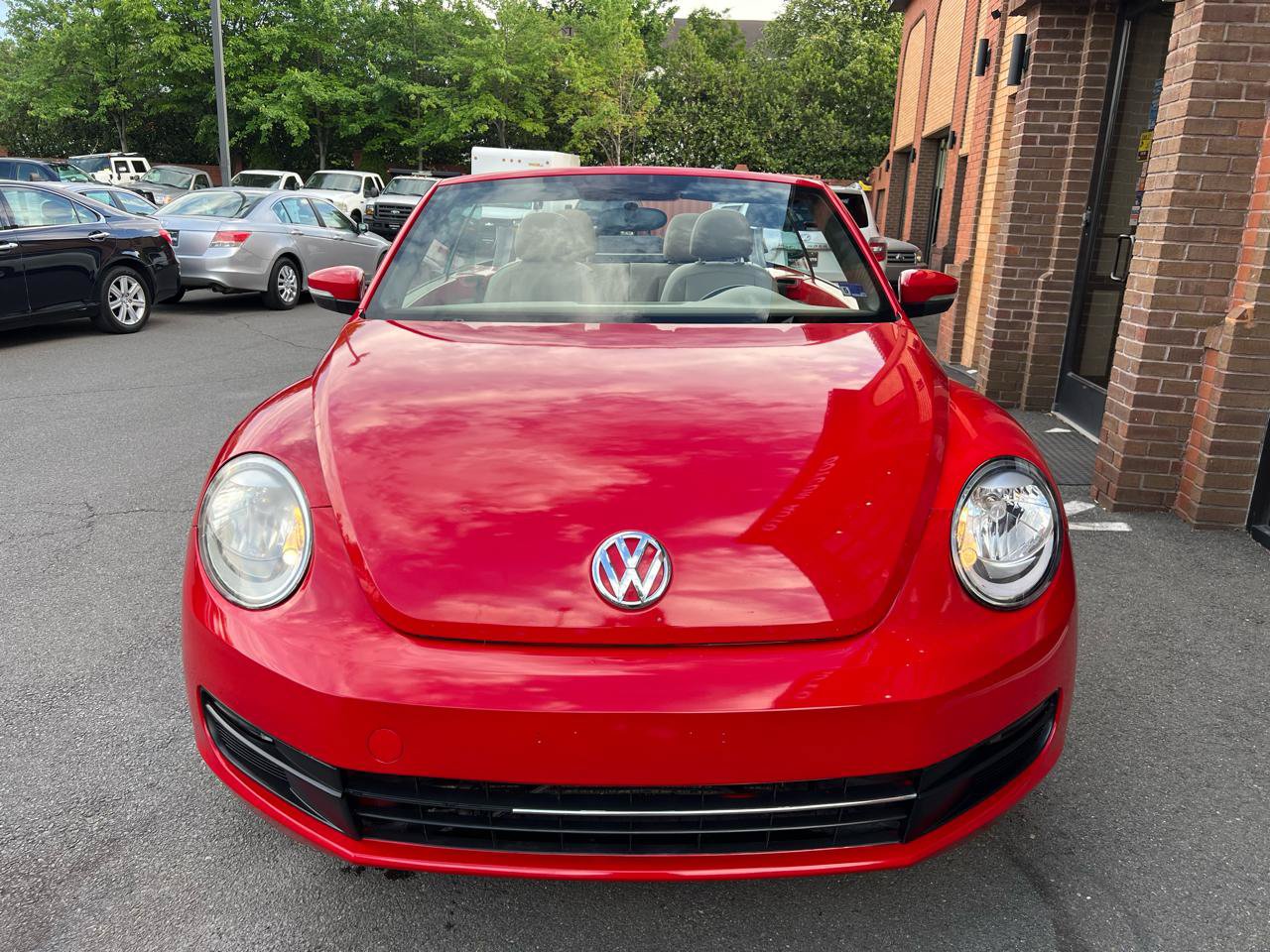 Used 2013 Volkswagen Beetle 2.5 FWD image 35