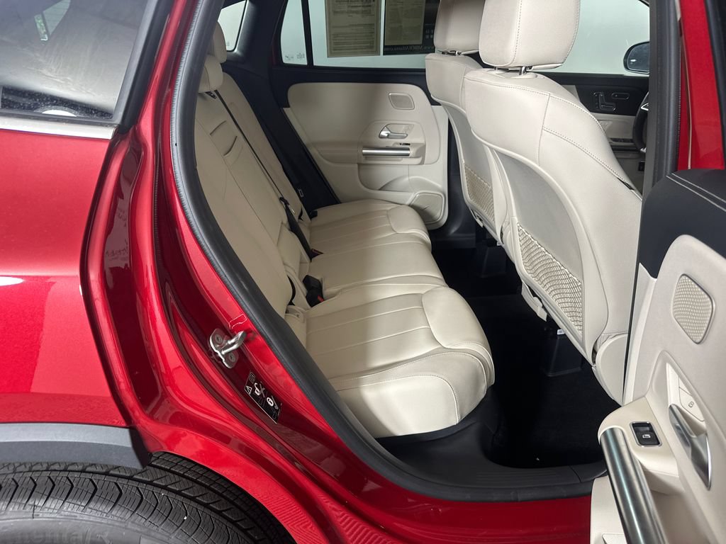 Certified 2026 Mercedes-Benz GLA 250 4MATIC image 17
