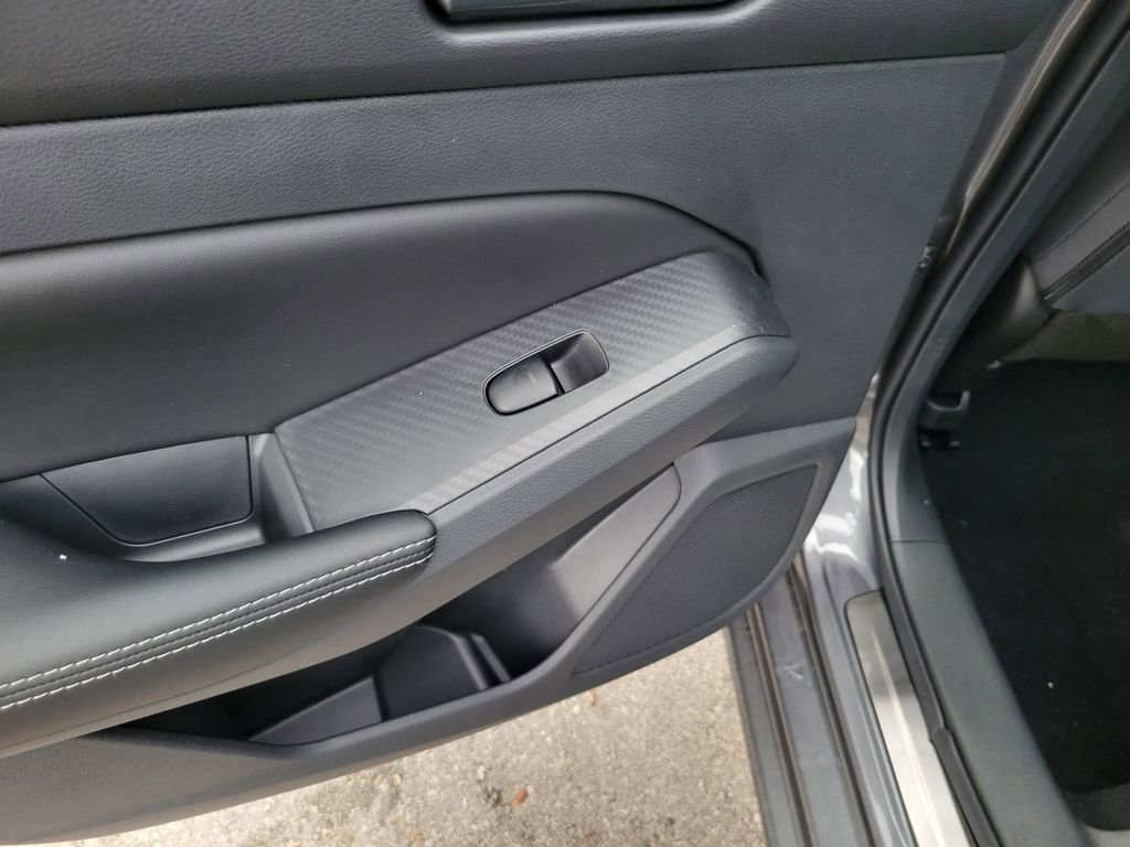Used 2025 Nissan Altima 2.5 SV w/ SV Special Edition Package image 12
