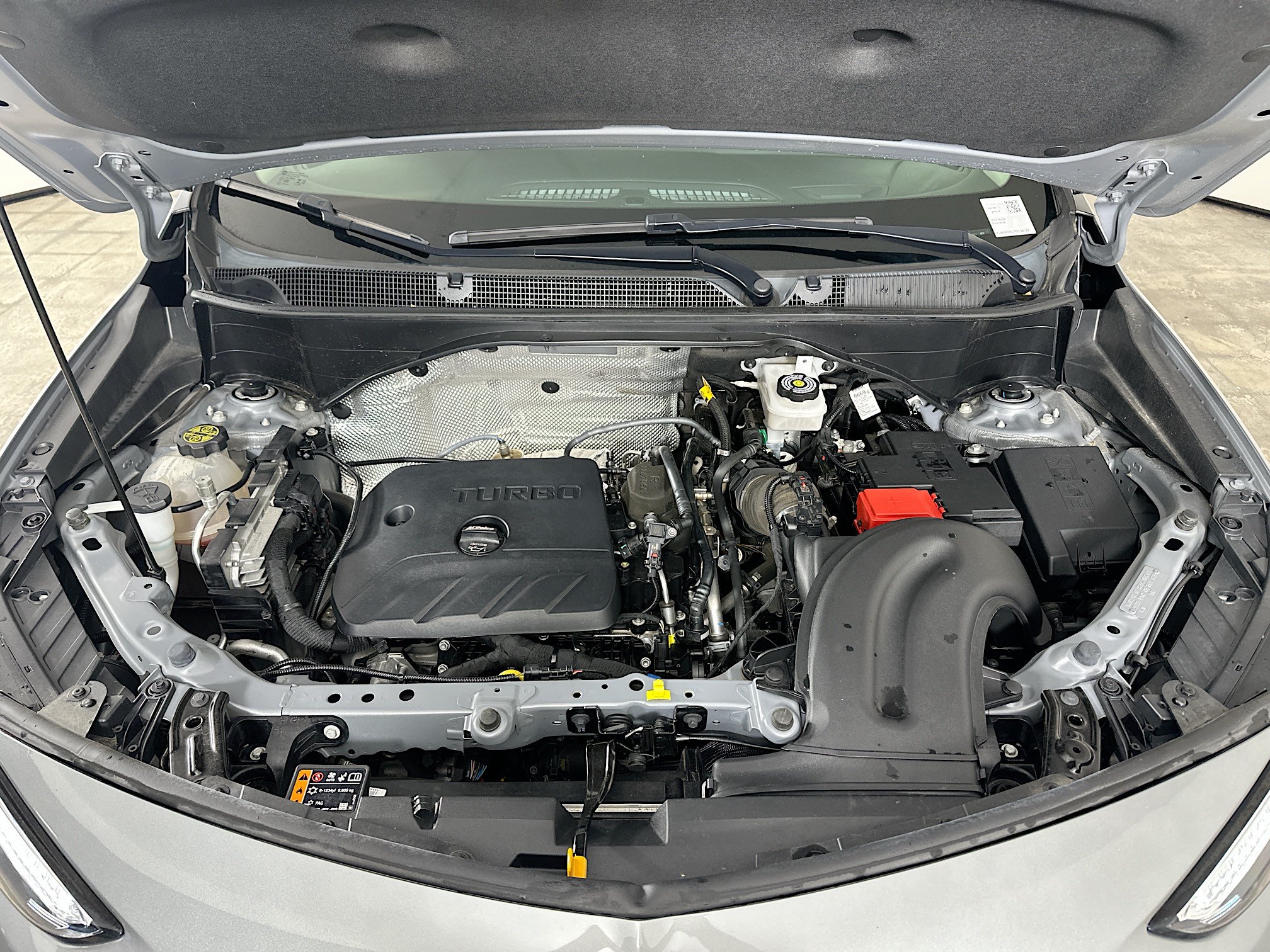 Used 2024 Buick Encore GX Sport Touring FWD image 31