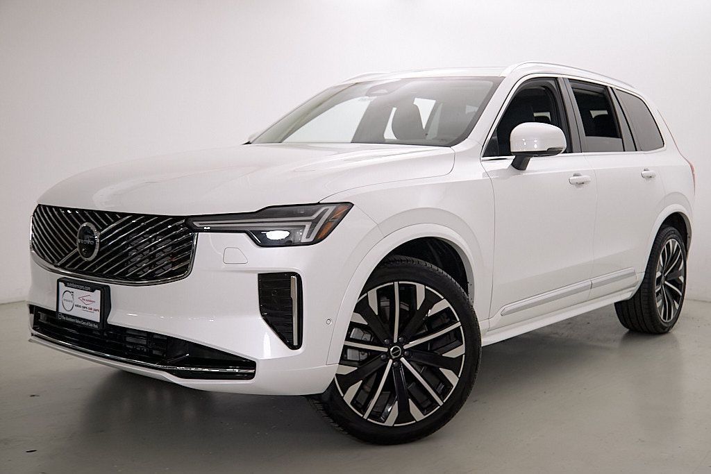 New 2026 Volvo XC90 B6 Plus w/ Protection Package AWD/4WD image 2