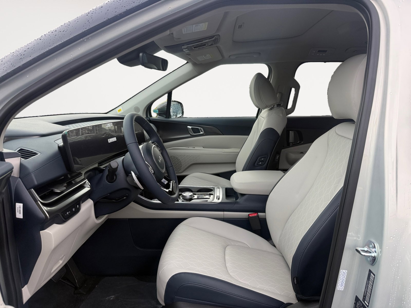 New 2026 Kia Carnival SX w/ SX Dark Edition Package image 10