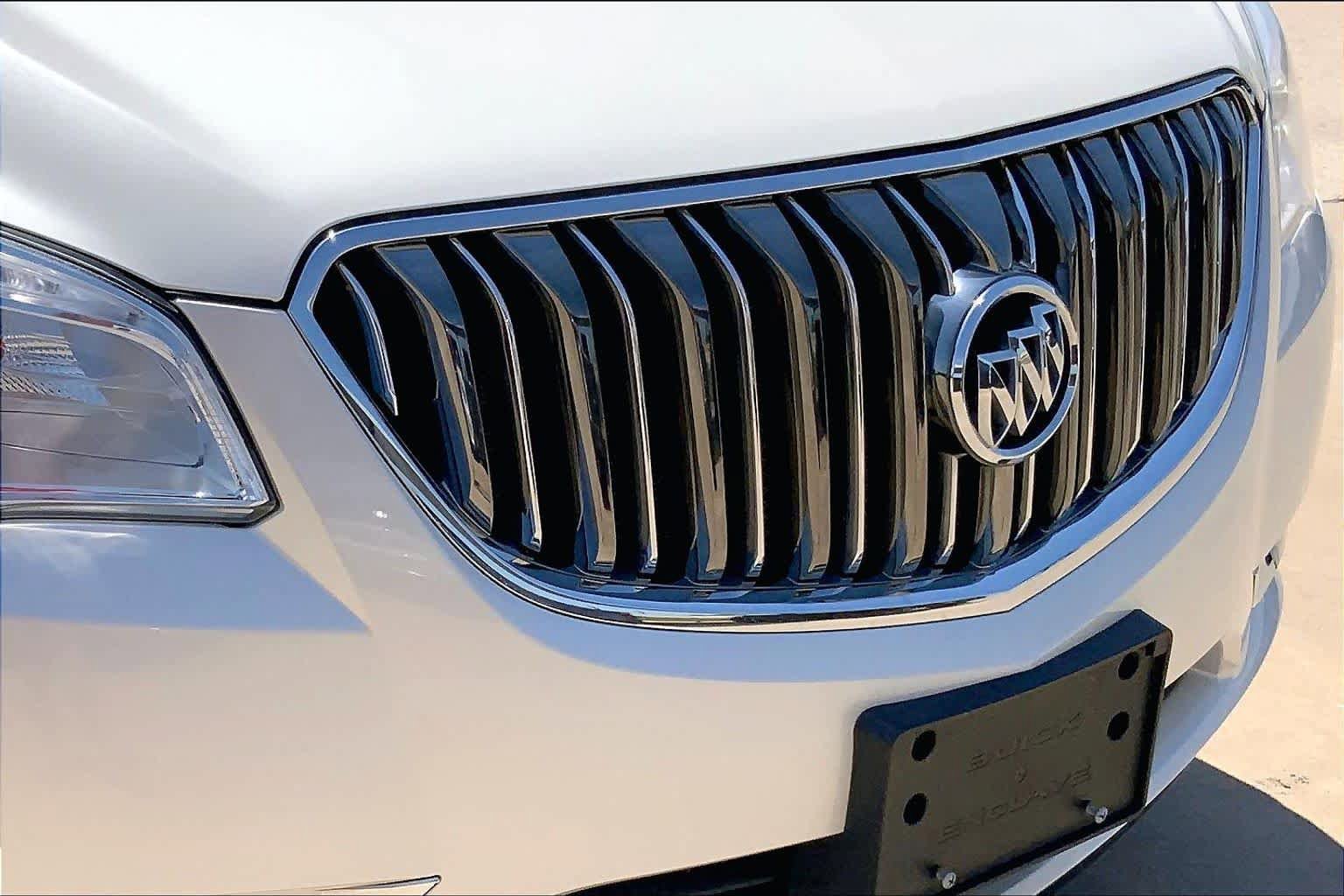 Used 2015 Buick Enclave Premium w/ Experience Buick Package FWD image 29