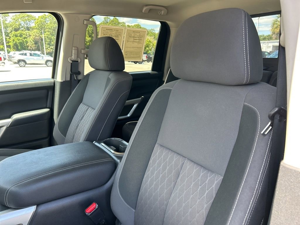 Certified 2024 Nissan Titan SV w/ SV Convenience Package image 22