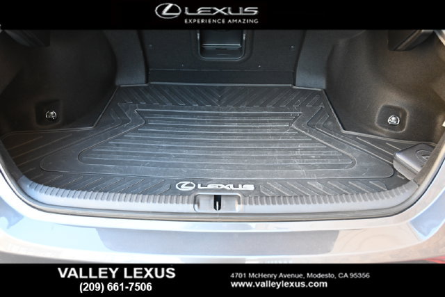 Certified 2025 Lexus ES 300h w/ Premium Package FWD image 18