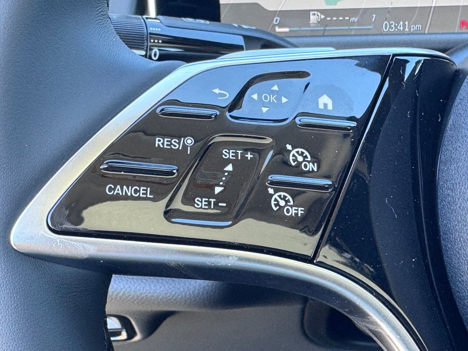 New 2026 Mercedes-Benz E 450 4MATIC Sedan image 21