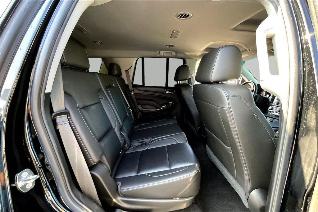 Used 2018 Chevrolet Tahoe LT w/ Luxury Package RWD image 25