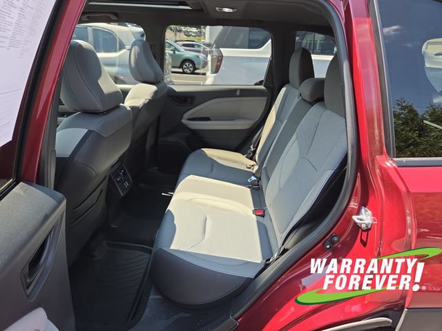 Used 2025 Subaru Forester Premium w/ Convenience Package #1 AWD/4WD image 16
