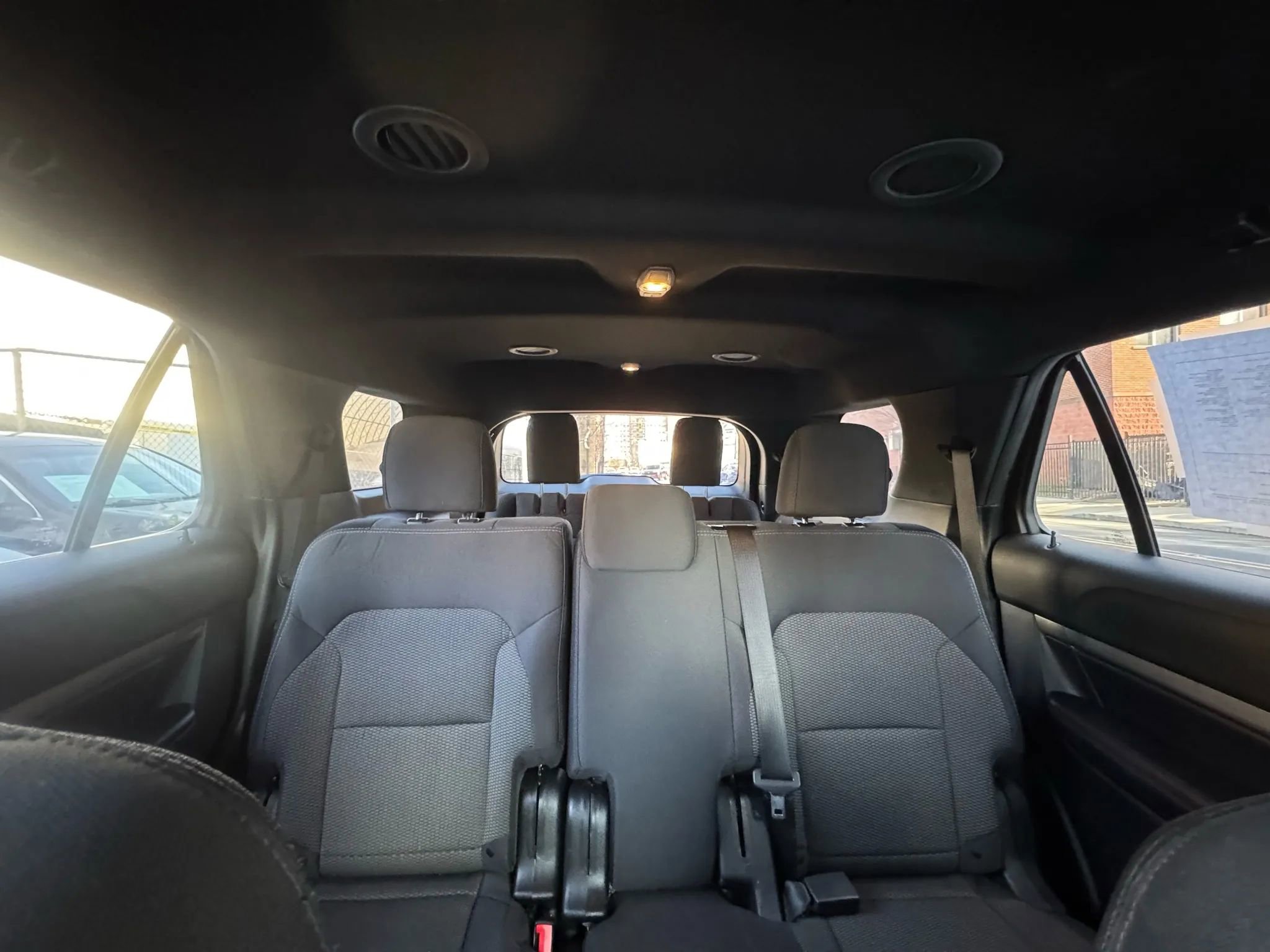 Used 2019 Ford Explorer XLT image 25