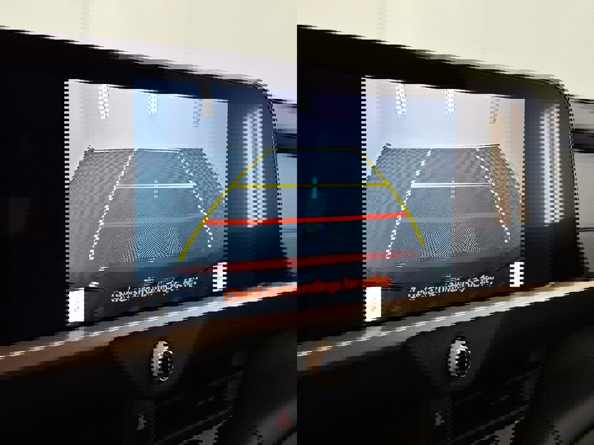 Used 2024 Toyota Crown XLE AWD/4WD image 15