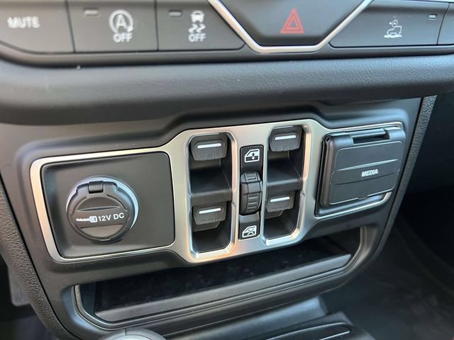 New 2026 Jeep Gladiator Mojave AWD/4WD image 22
