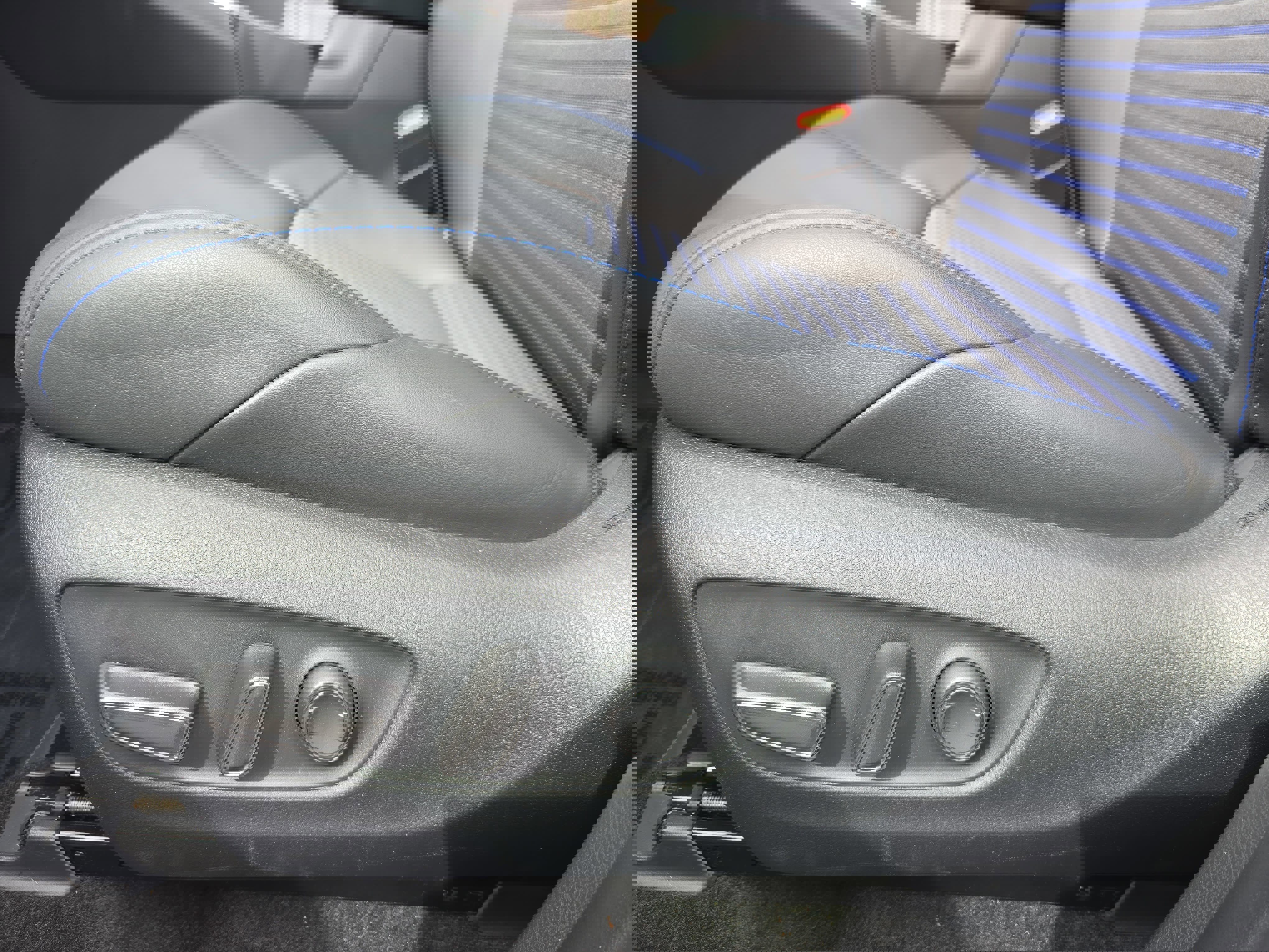 Used 2024 Toyota RAV4 XSE image 30