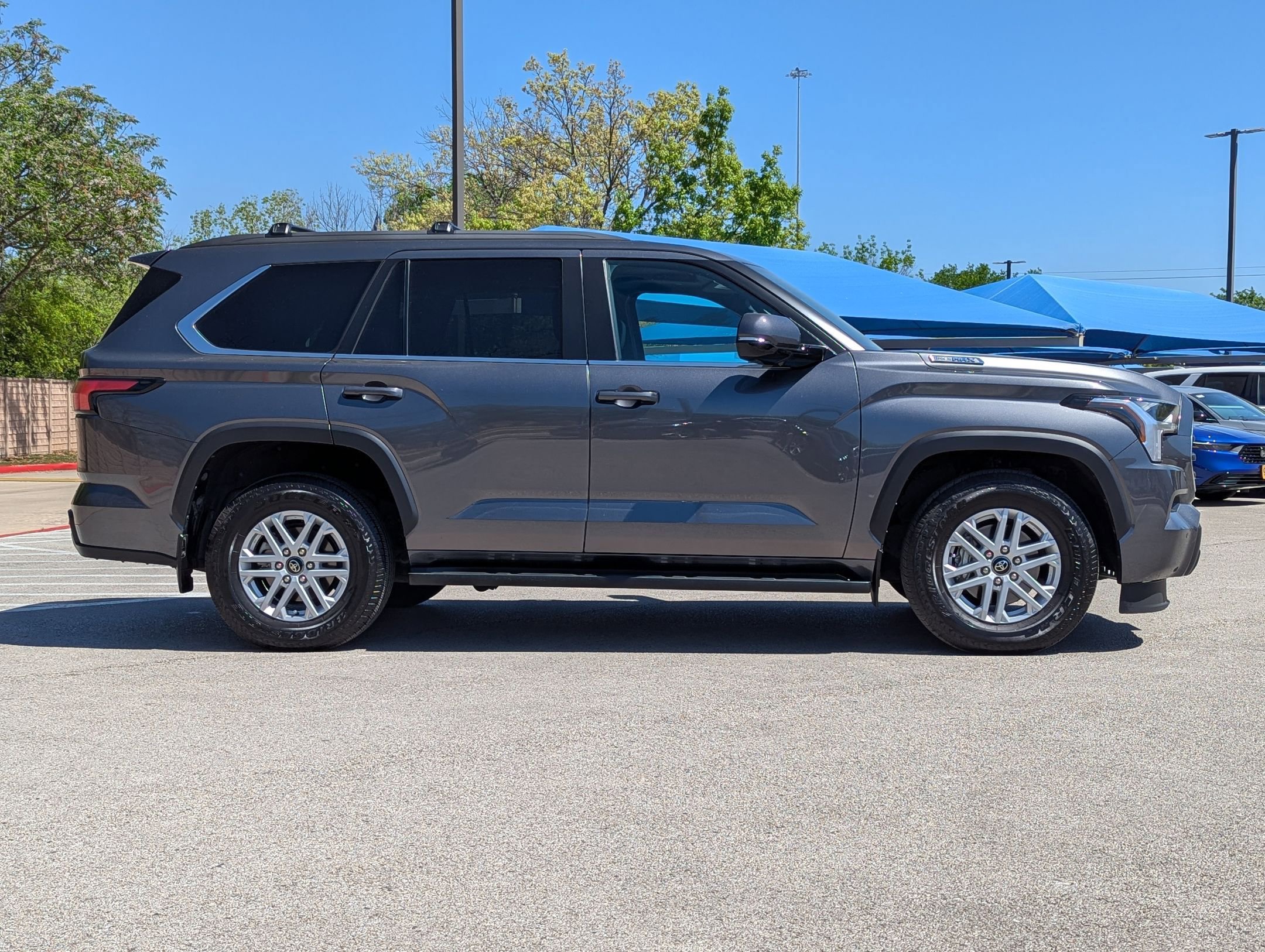 Used 2025 Toyota Sequoia SR5 w/ SR5 Premium Package AWD/4WD image 2