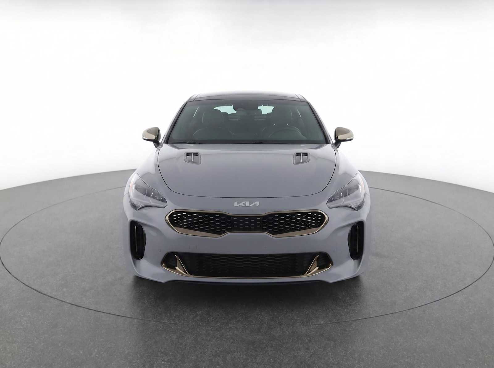 Used 2022 Kia Stinger GT-Line w/ Sun & Sound Package AWD/4WD video 2