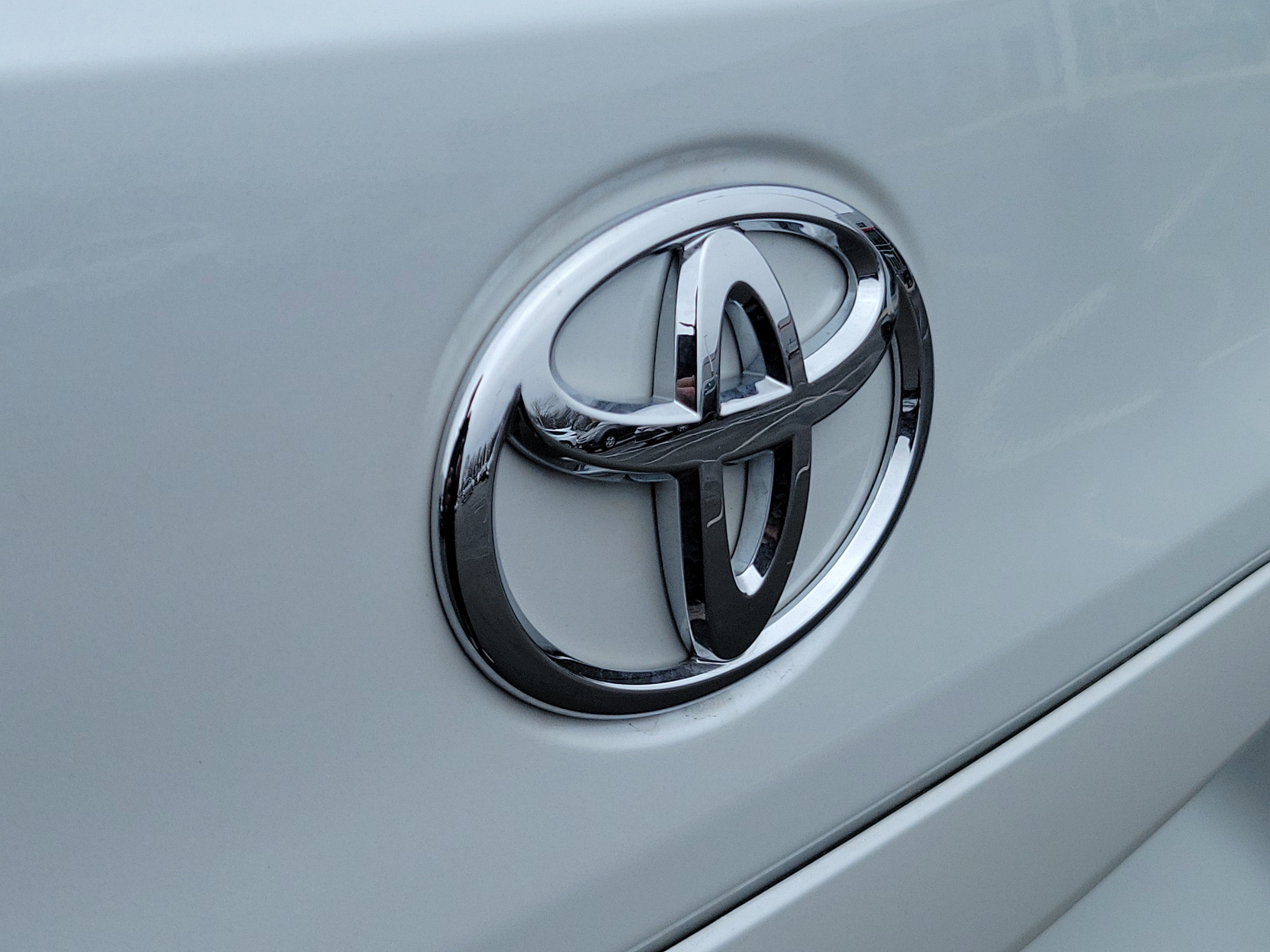 New 2026 Toyota Corolla Cross L image 8