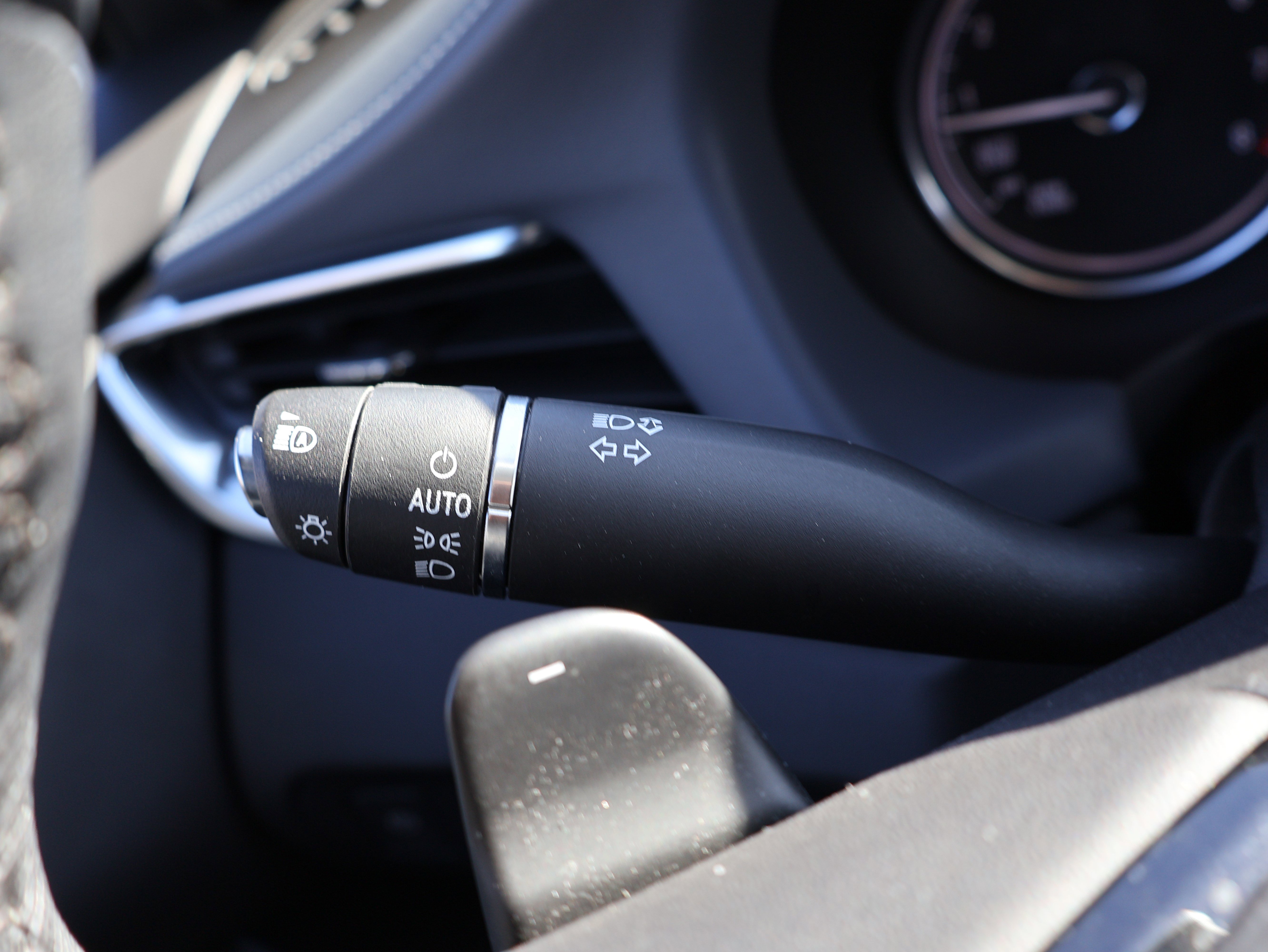 Used 2023 Buick Enclave Essence w/ Experience Buick Package image 36