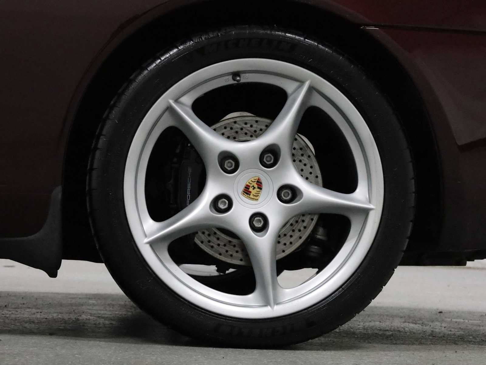 Used 2004 Porsche 911 Carrera RWD image 34