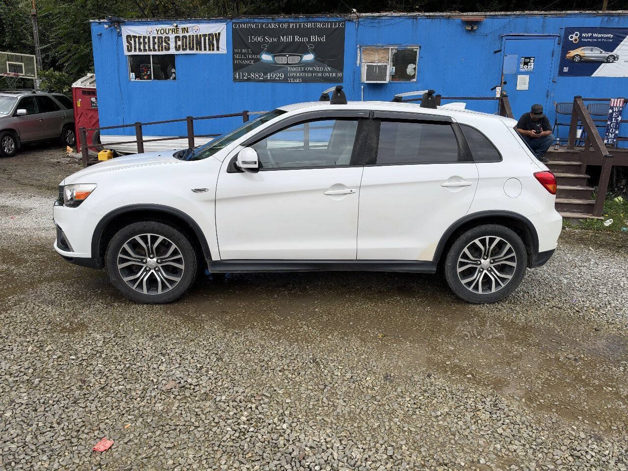 Used 2018 Mitsubishi Outlander Sport ES AWD/4WD image 2