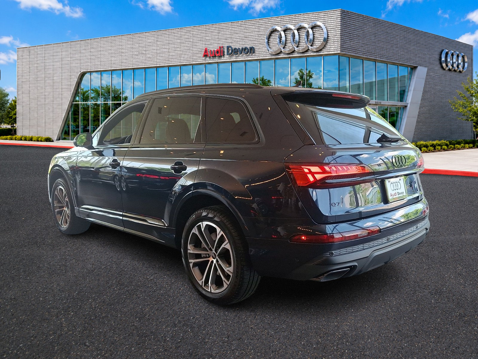 New 2026 Audi Q7 2.0T Premium AWD/4WD image 3